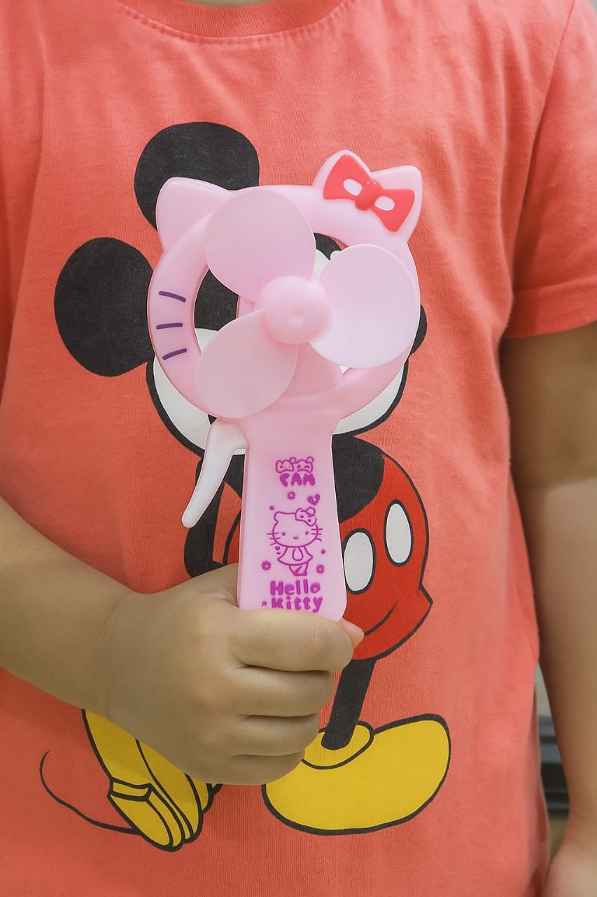 Mini Hand Fan – Cute Cartoon Manual Fan for Kids