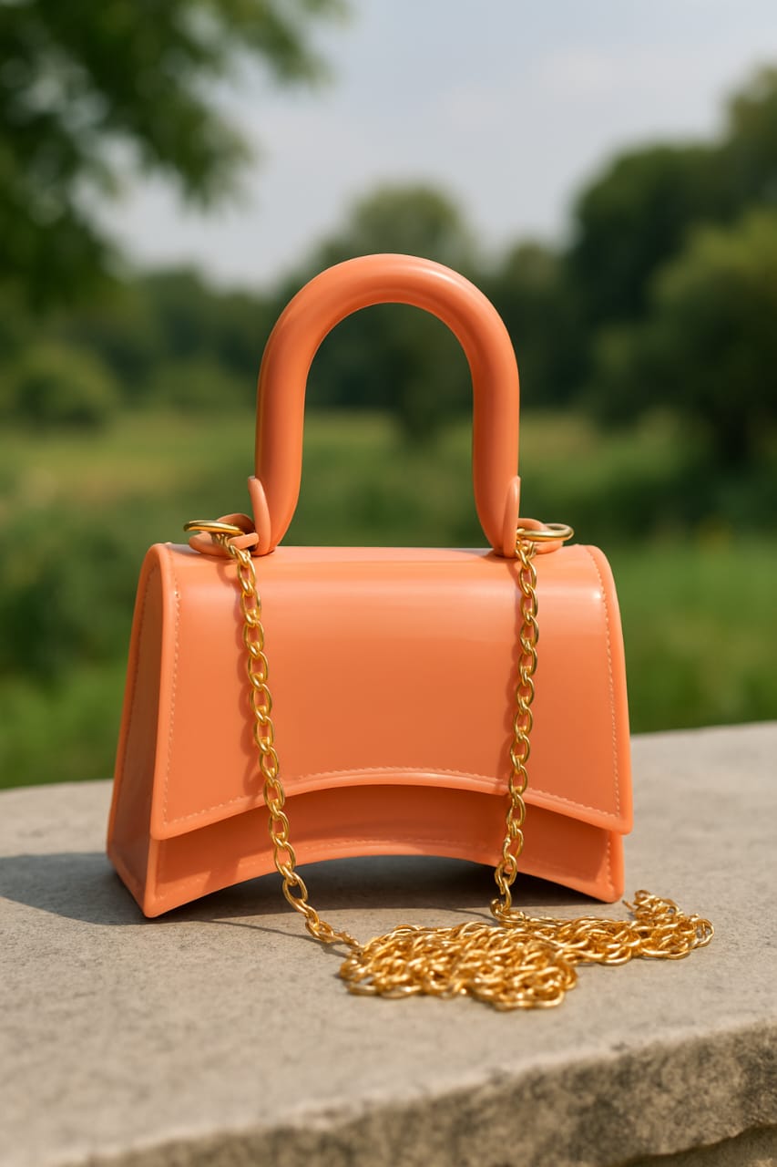 Kids Sling Bag with Golden Chain – Cute & Stylish Shoulder Bag