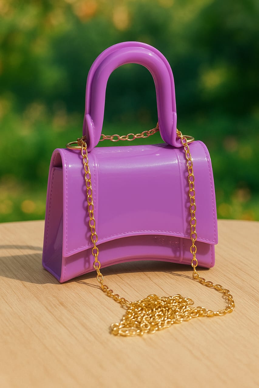 Kids Sling Bag with Golden Chain – Cute & Stylish Shoulder Bag